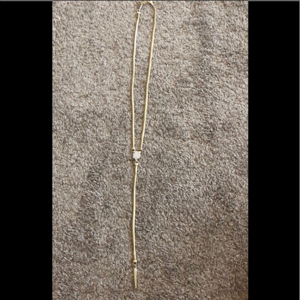 Kendra Scott necklace